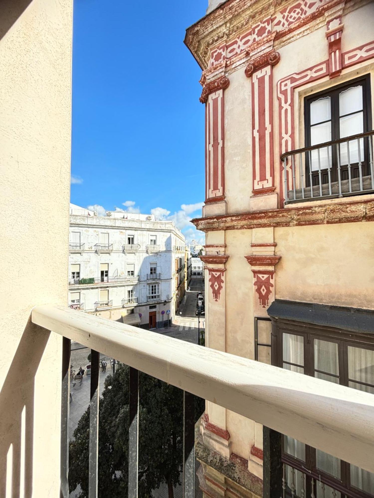 Luminoso Apartamento En El Centro De Cádiz Eksteriør bilde